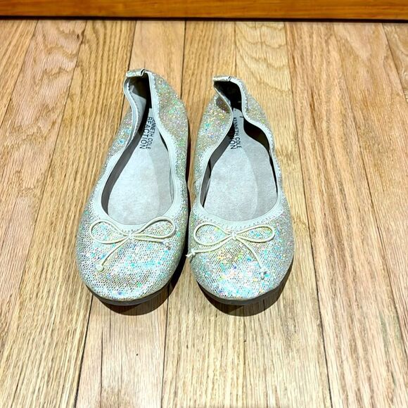 Kenneth Cole Reaction Women’s Gold Shimmer Glittery Ballet Flats Size 5 Shoes - Picture 2 of 6